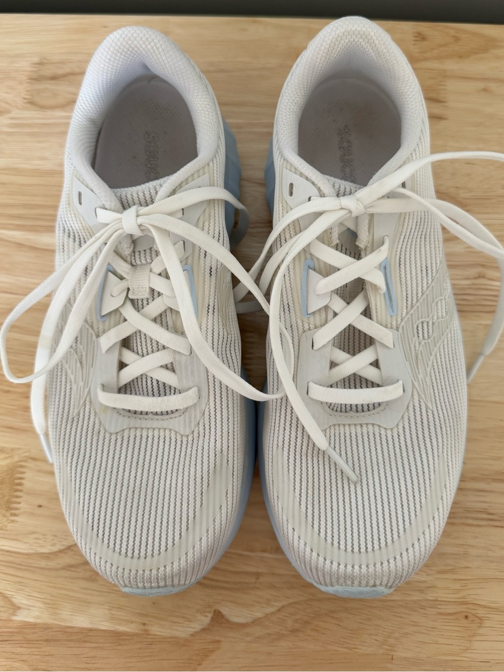 Saucony Women's Off White Running Shoes